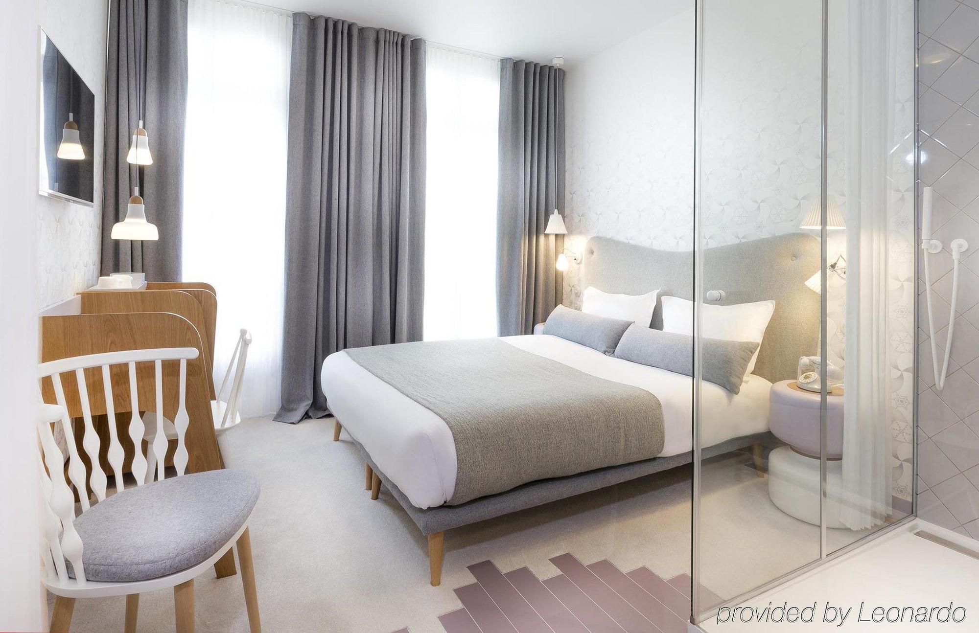 Hotel Le Lapin Blanc Paris Exterior foto