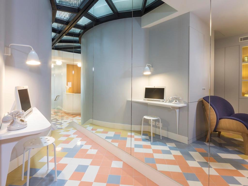 Hotel Le Lapin Blanc Paris Exterior foto