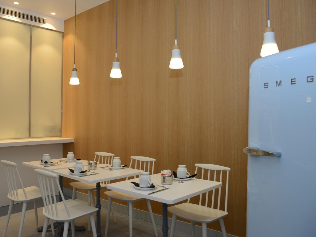 Hotel Le Lapin Blanc Paris Exterior foto