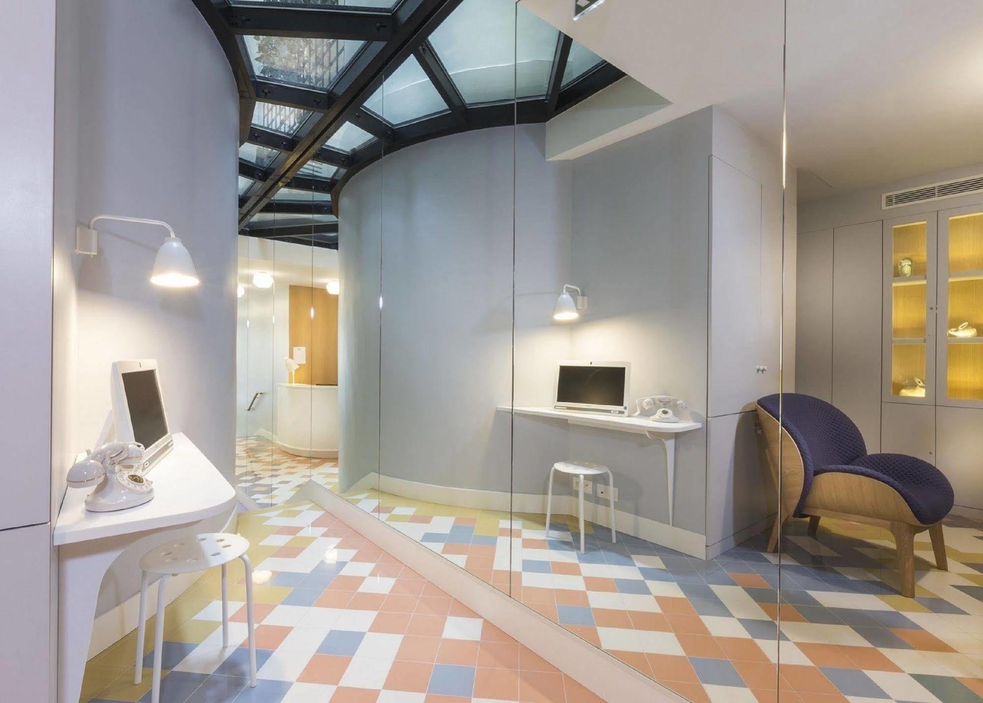 Hotel Le Lapin Blanc Paris Exterior foto
