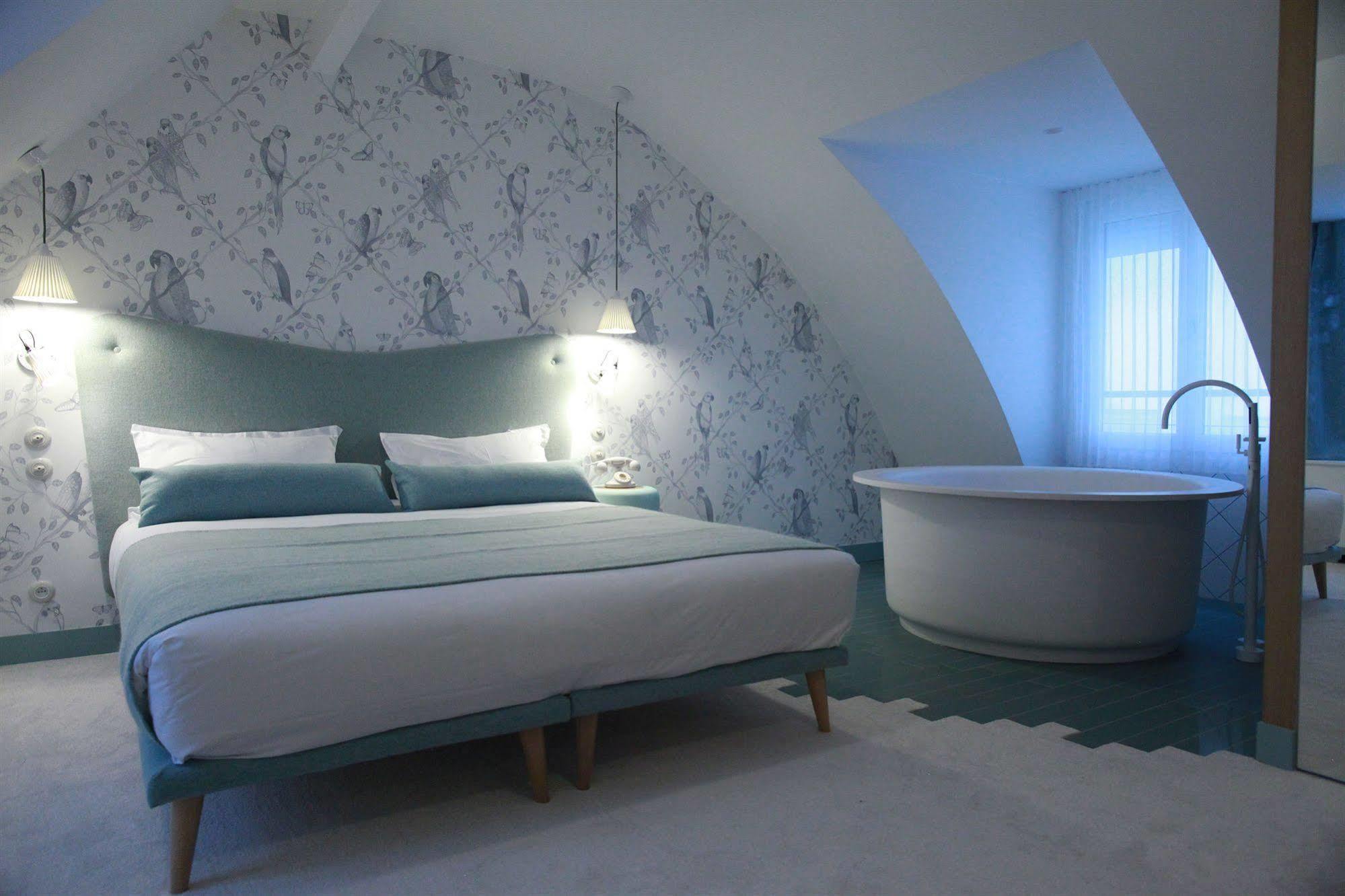 Hotel Le Lapin Blanc Paris Exterior foto
