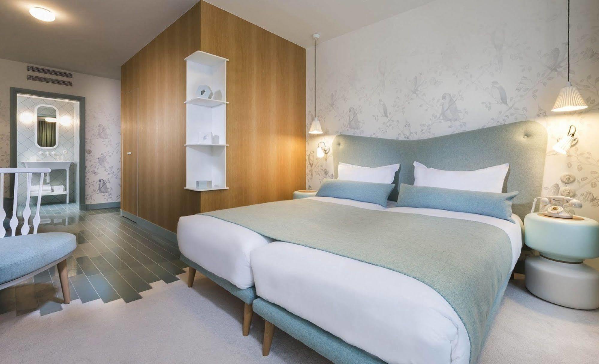 Hotel Le Lapin Blanc Paris Exterior foto